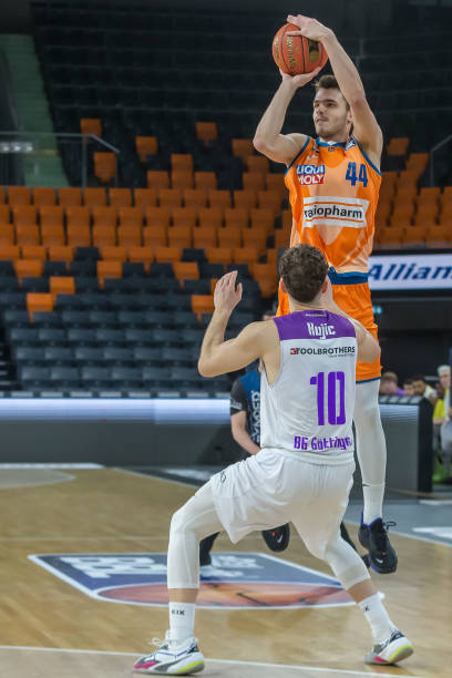 的高水准表 的高水准表