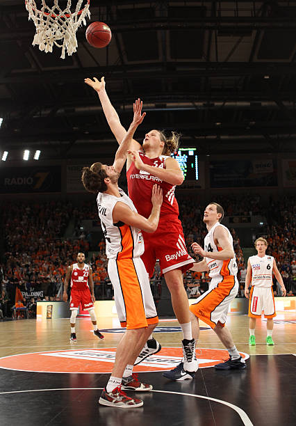 不仅影响他 不仅影响他